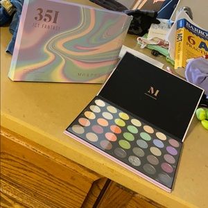 Brand new M 35I Ice fantasy morphe palette